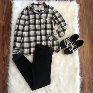 Old Navy Fitted Flannel